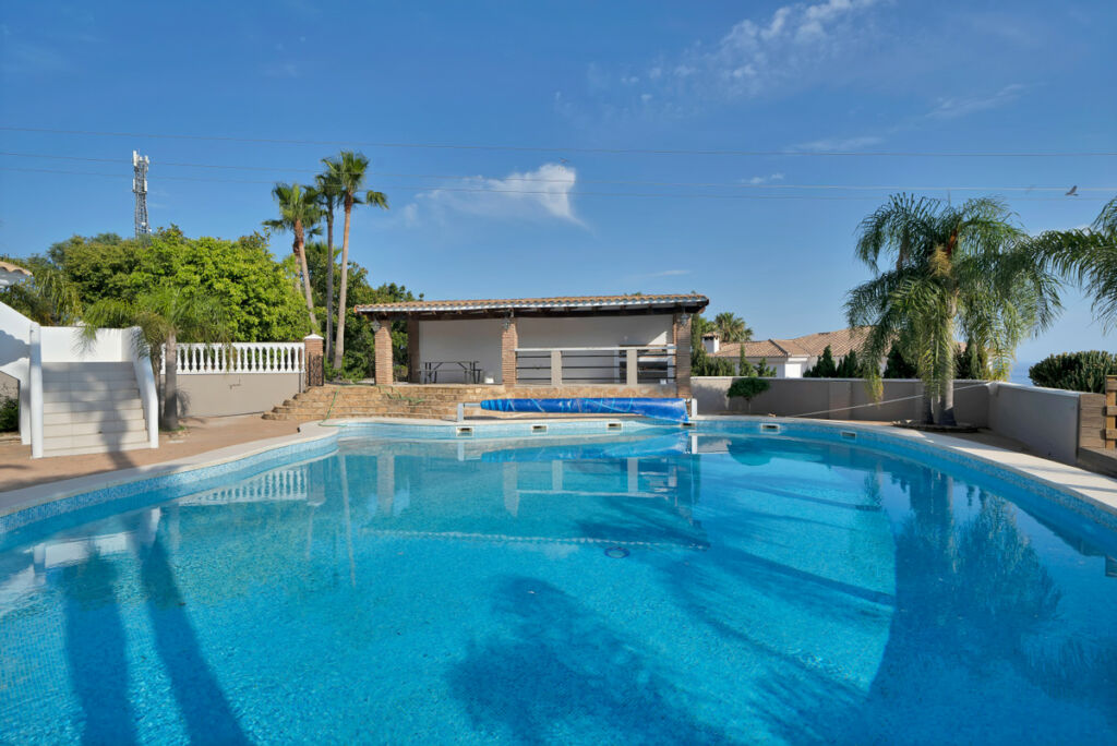 Detached Villa La Capellania Málaga - image 14