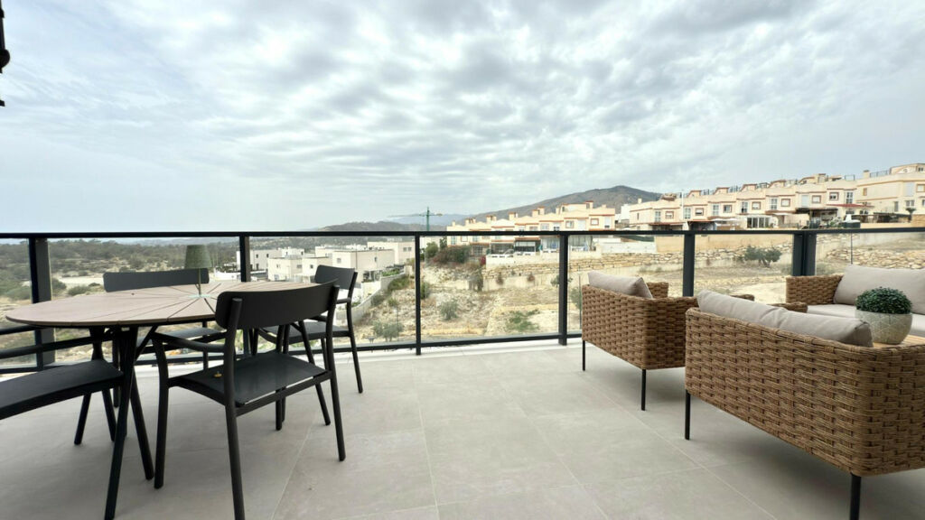 Townhouse Finestrat Alicante - image 14
