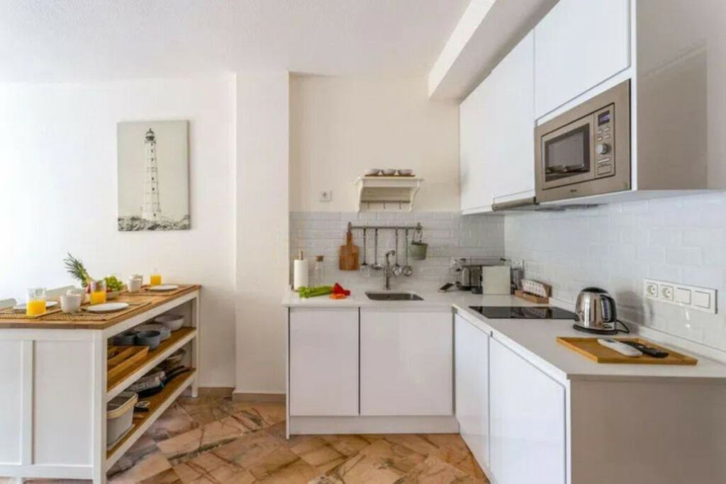 Middle Floor Studio Elviria Málaga - image 13