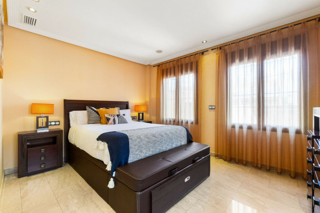 Detached Villa Orihuela Alicante - image 14