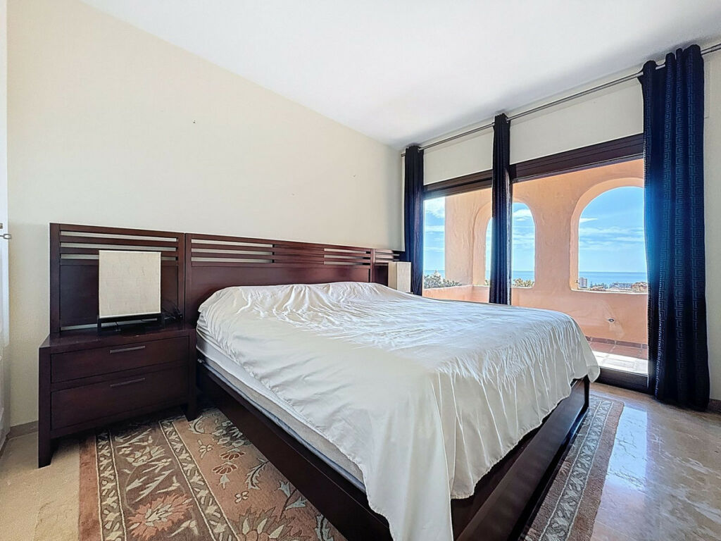 Middle Floor Apartment Manilva Málaga - image 14