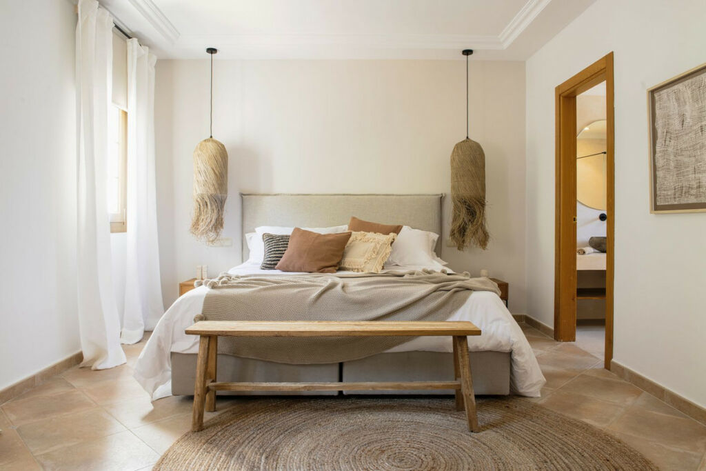Detached Villa Estepona Málaga - image 14