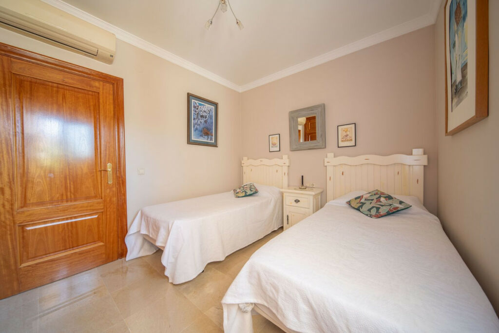 Penthouse La Cala Hills Málaga - image 15