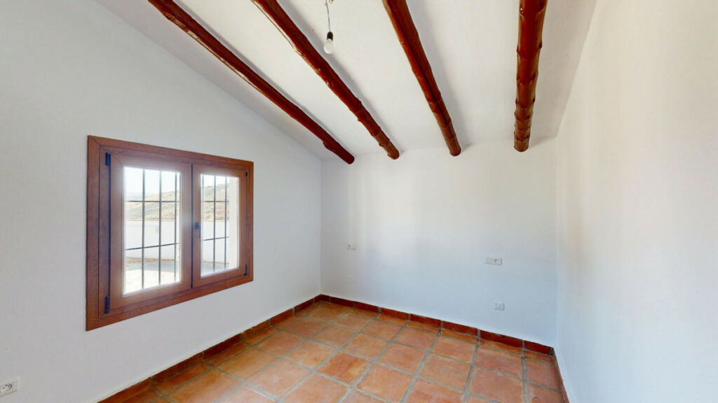Detached Villa La Viñuela Málaga - image 14