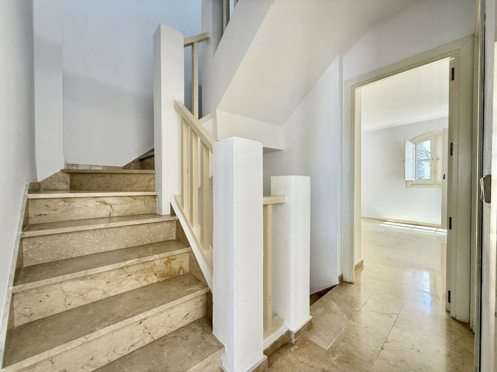 Townhouse Nueva Andalucía Málaga - image 14