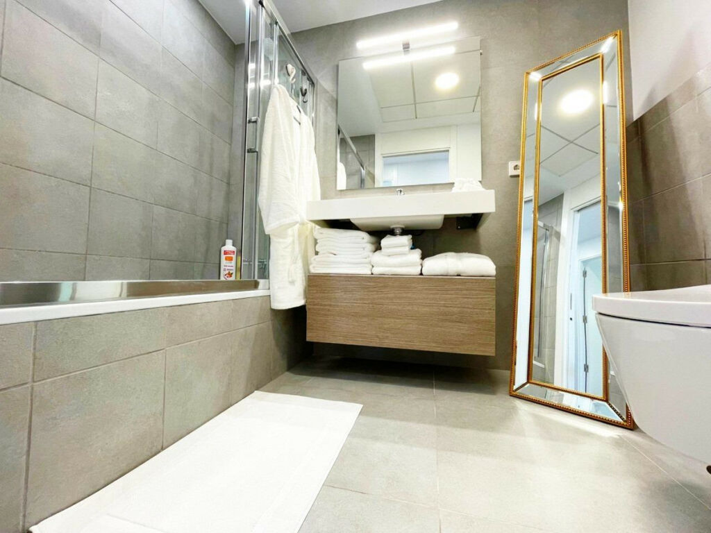 Middle Floor Apartment Villajoyosa Alicante - image 14