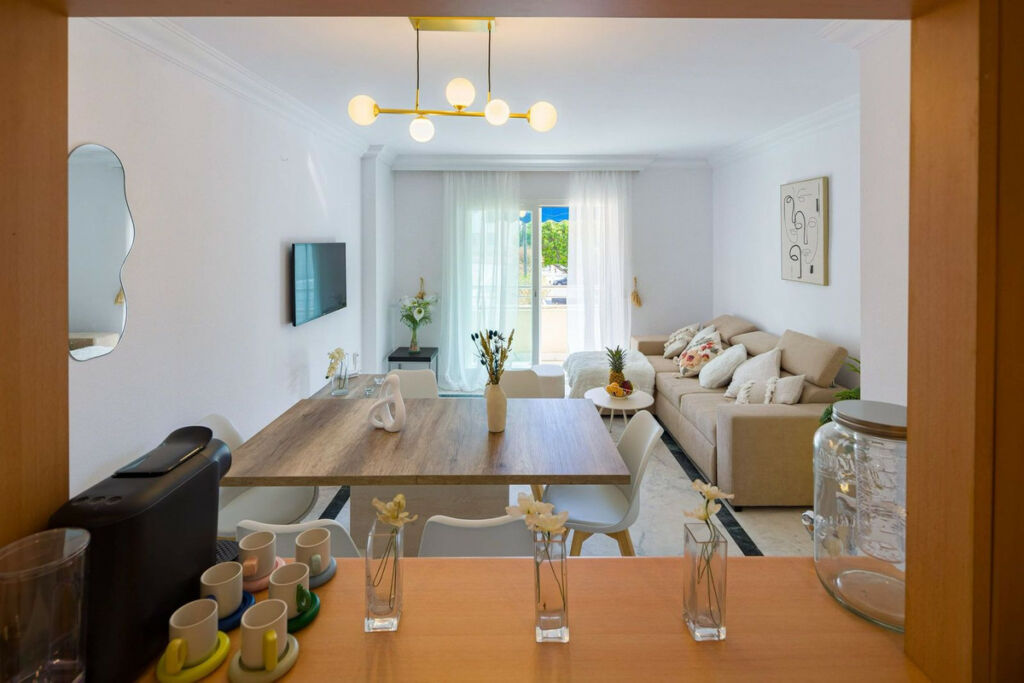 Middle Floor Apartment Puerto Banús Málaga - image 15