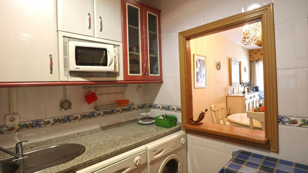 Middle Floor Apartment Marbella Málaga - image 15