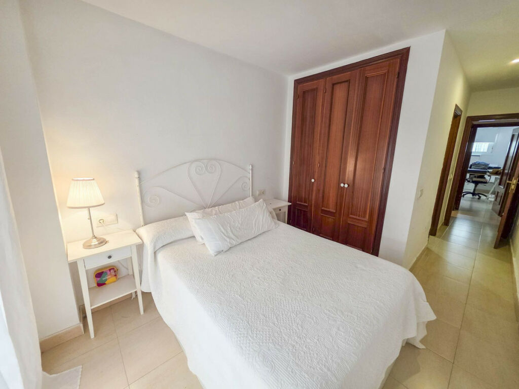 Middle Floor Apartment San Luis de Sabinillas Málaga - image 15