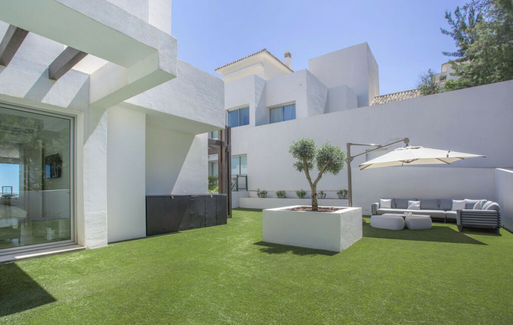 Middle Floor Apartment Benahavís Málaga - image 15