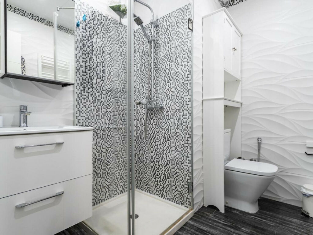 Middle Floor Studio Fuengirola Málaga - image 15