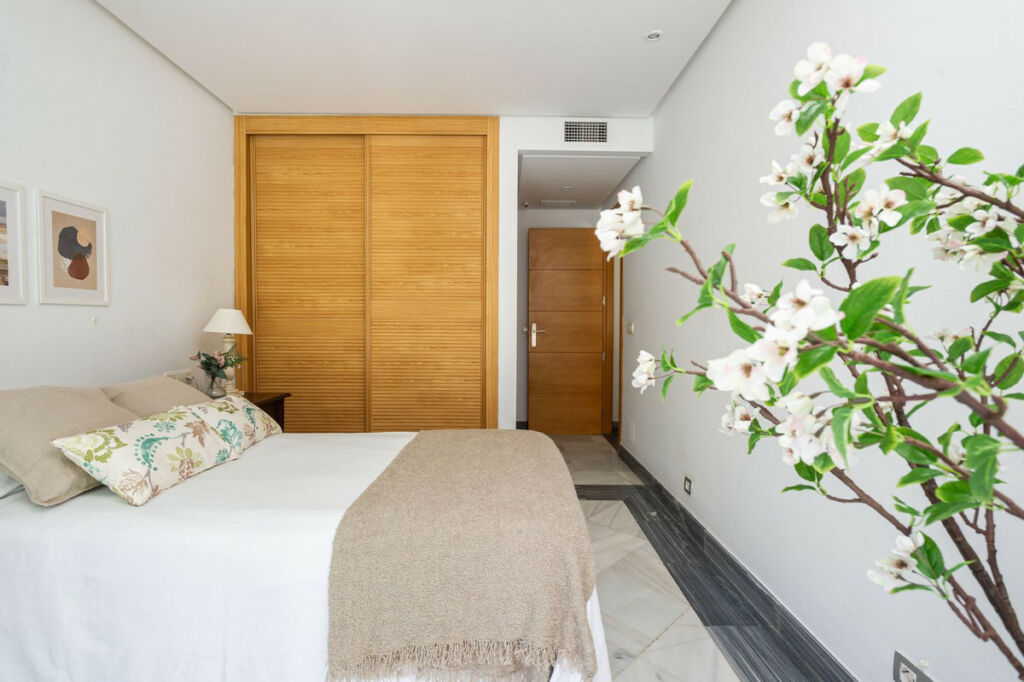 Middle Floor Apartment Marbella Málaga - image 14