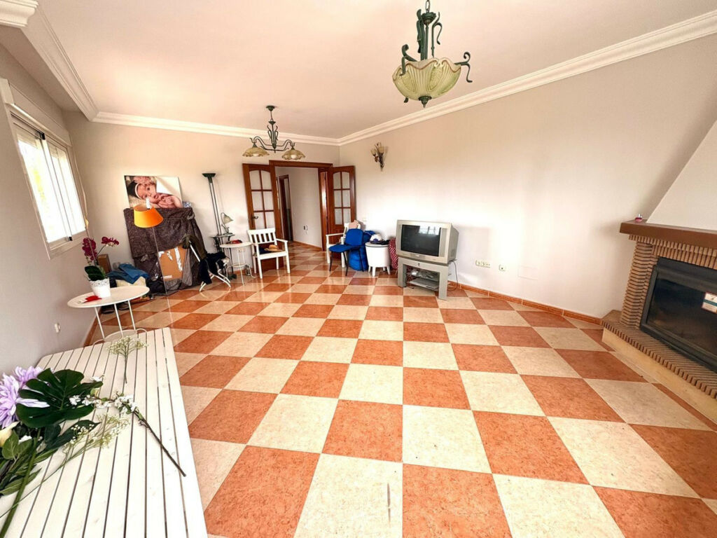 Detached Villa Alhaurín de la Torre Málaga - image 15