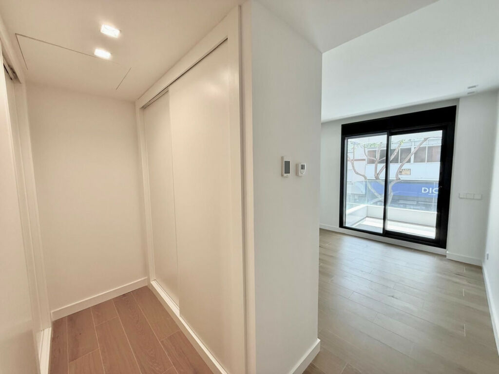 Middle Floor Apartment Fuengirola Málaga - image 18