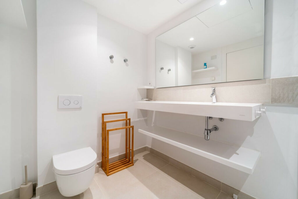 Middle Floor Apartment Fuengirola Málaga - image 16