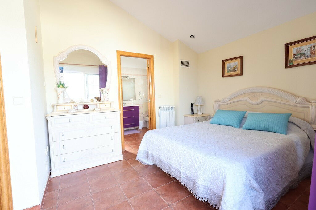 Townhouse Playa Flamenca Alicante - image 15