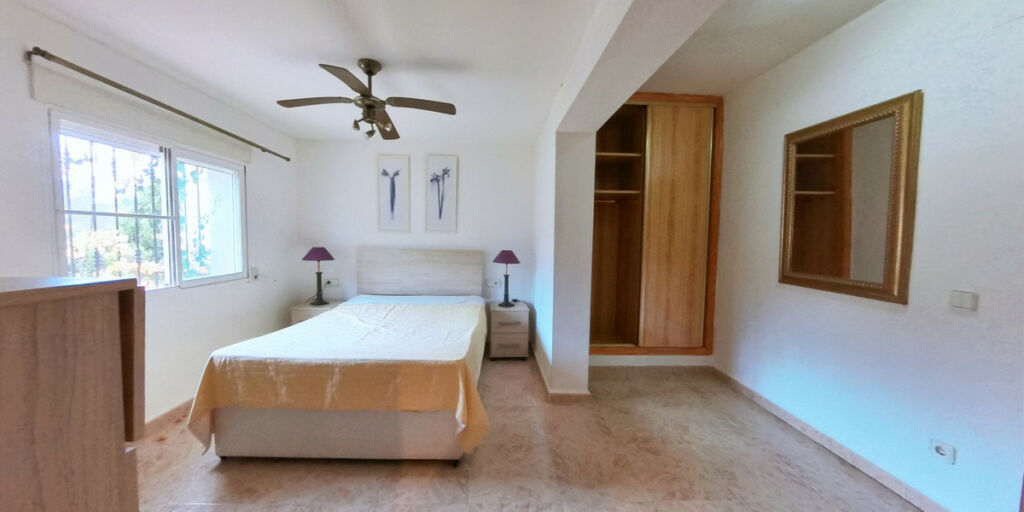 Detached Villa Albir Alicante - image 15
