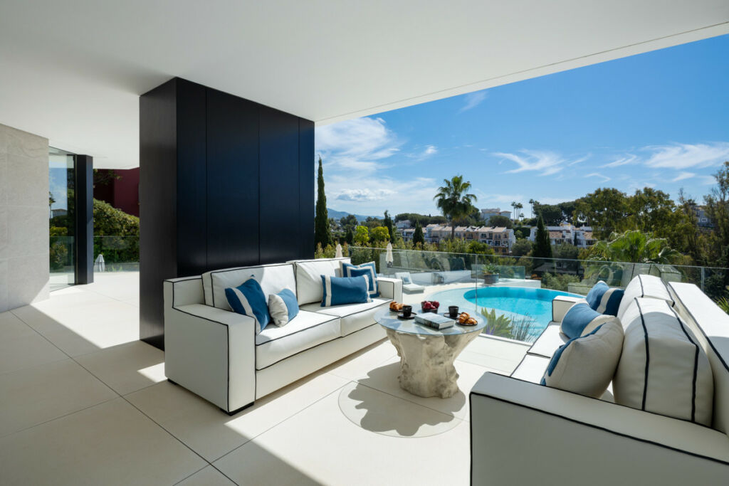 Detached Villa Benahavís Málaga - image 15