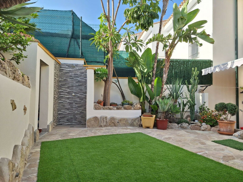 Townhouse La Capellania Málaga - image 15