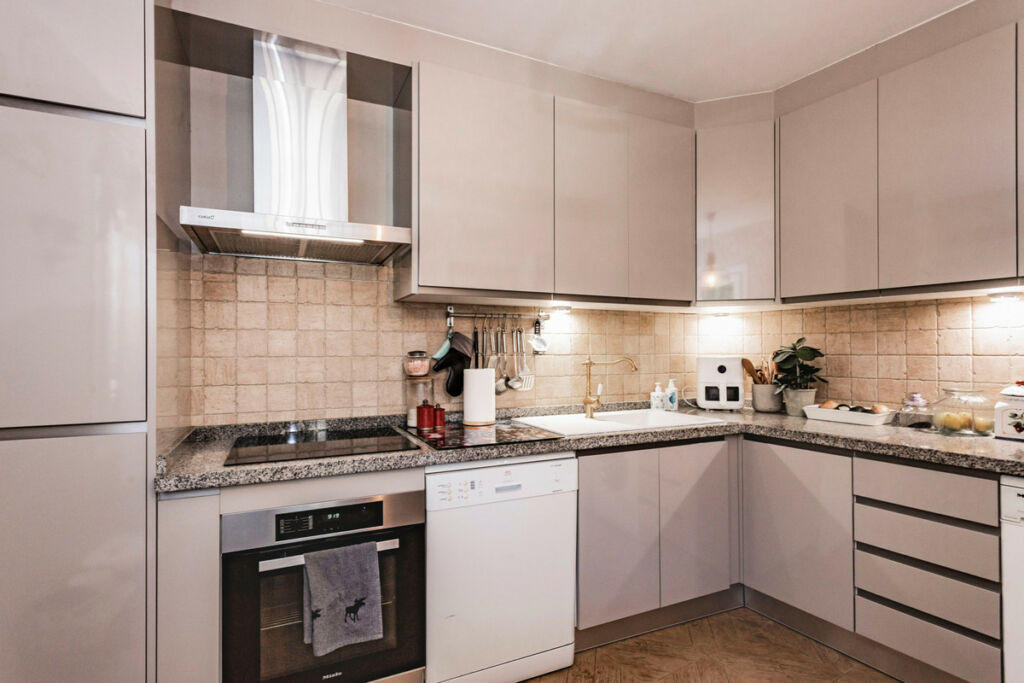 Semi-Detached House The Golden Mile Málaga - image 15