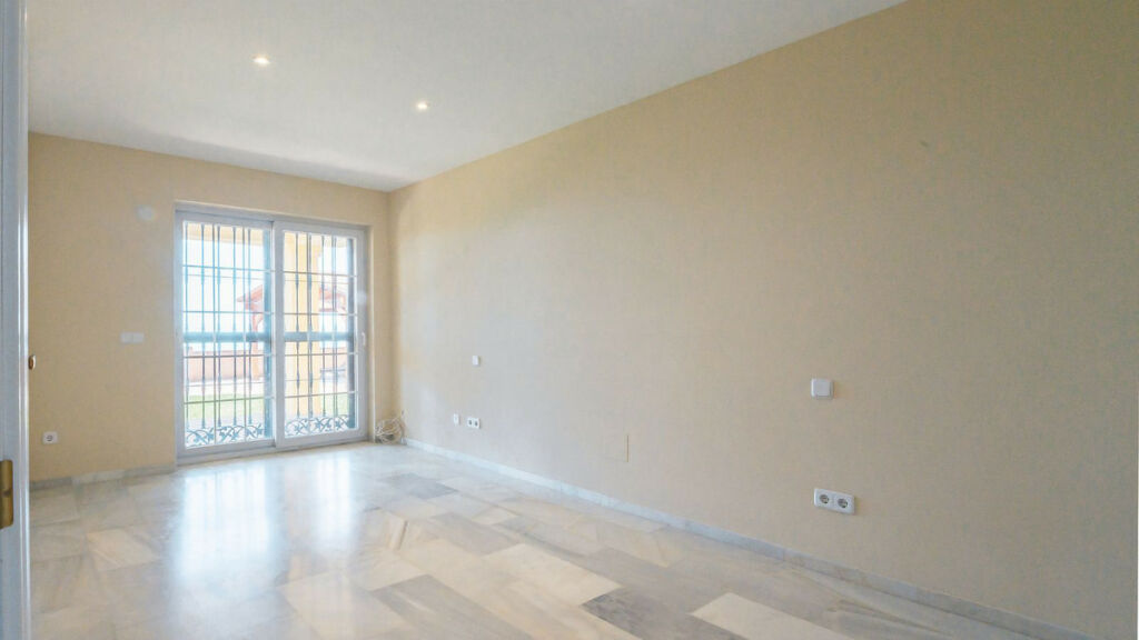 Semi-Detached House La Capellania Málaga - image 15