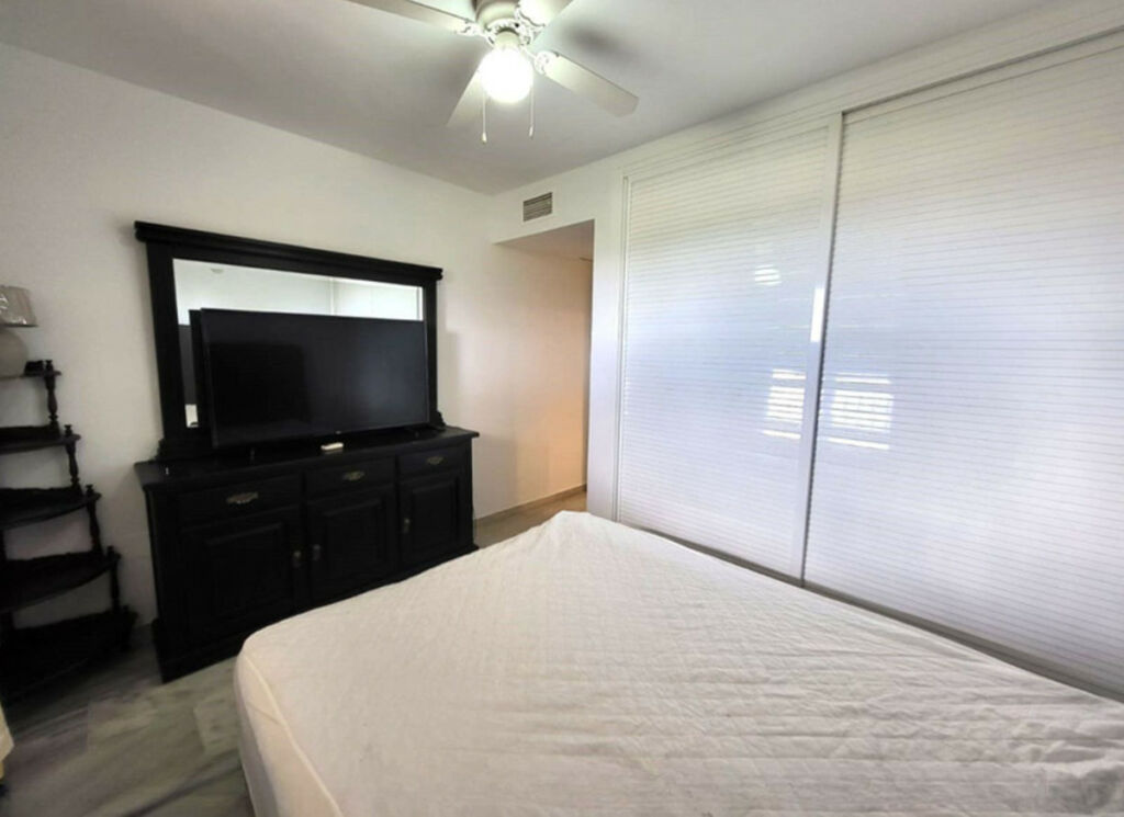 Ground Floor Apartment Riviera del Sol Málaga - image 15