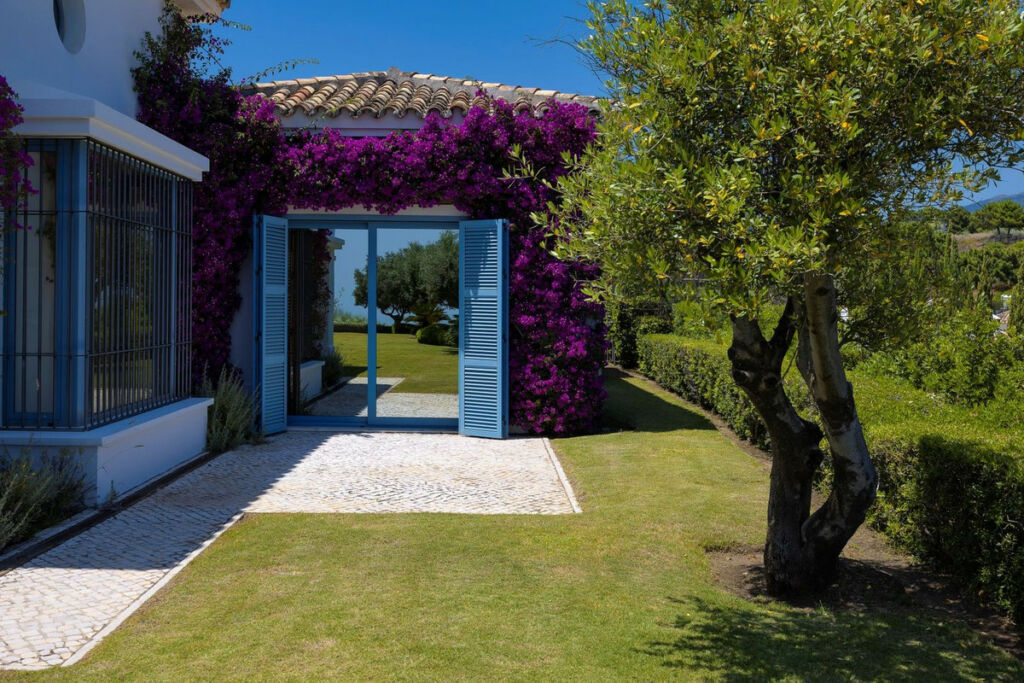 Detached Villa Benahavís Málaga - image 15