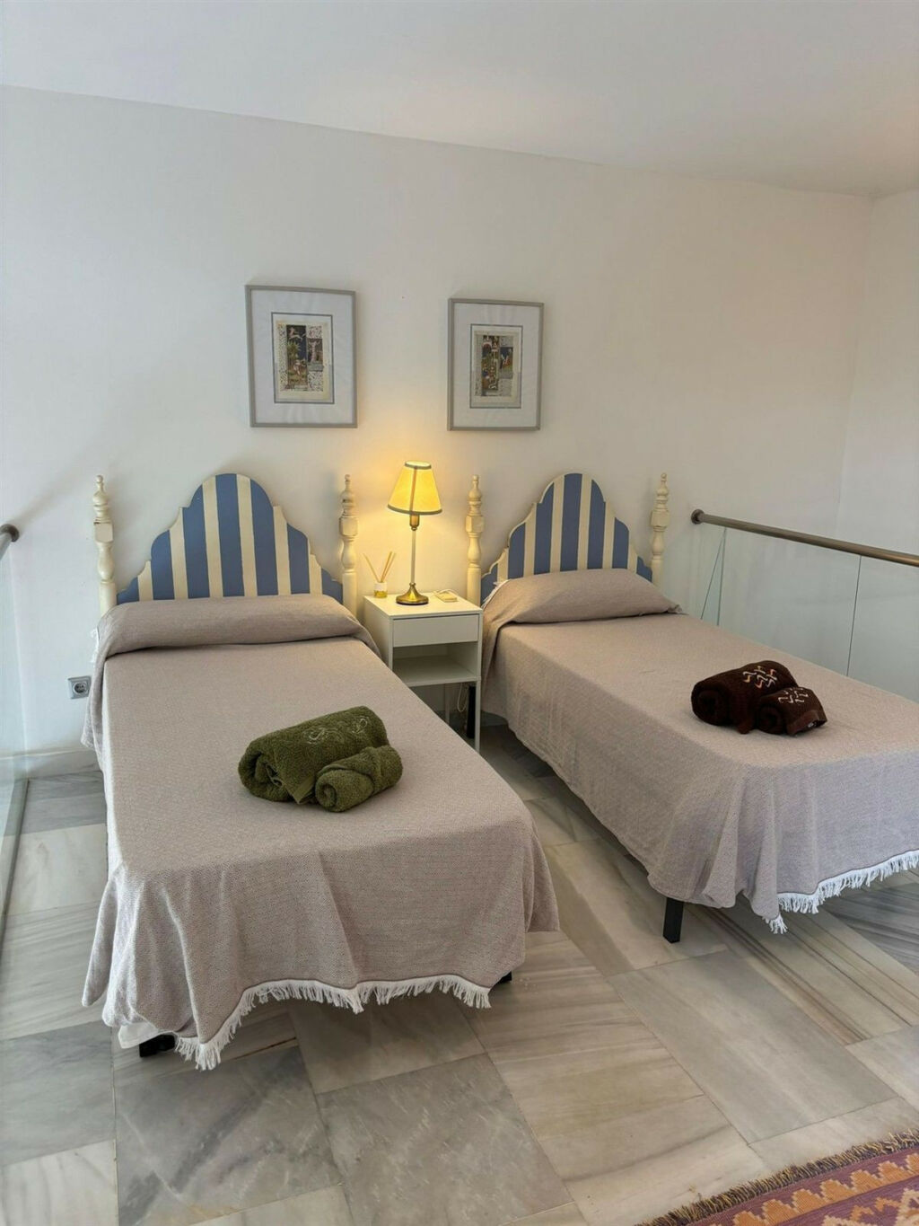 Middle Floor Apartment Benahavís Málaga - image 15