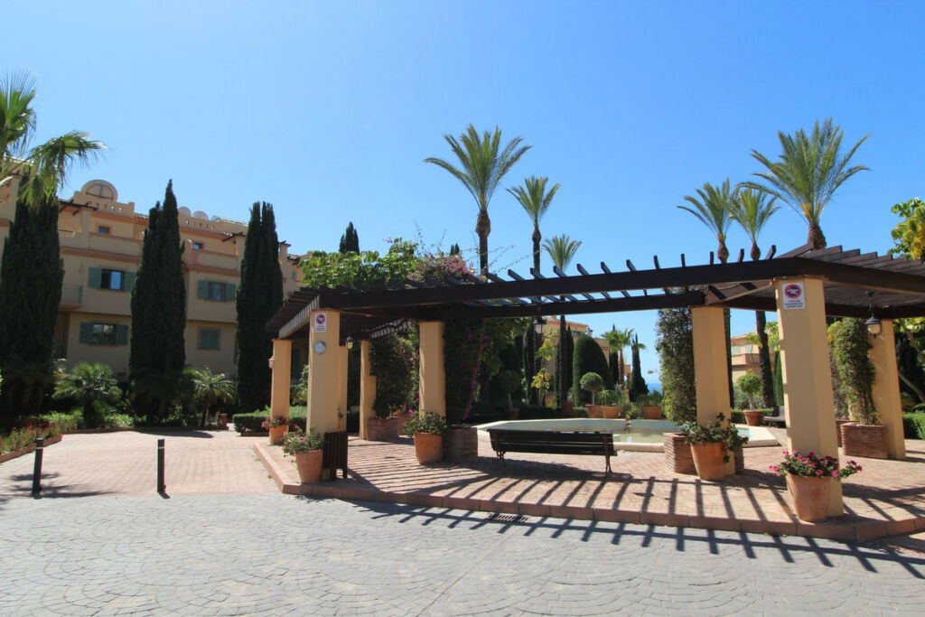 Middle Floor Apartment Los Flamingos Málaga - image 28