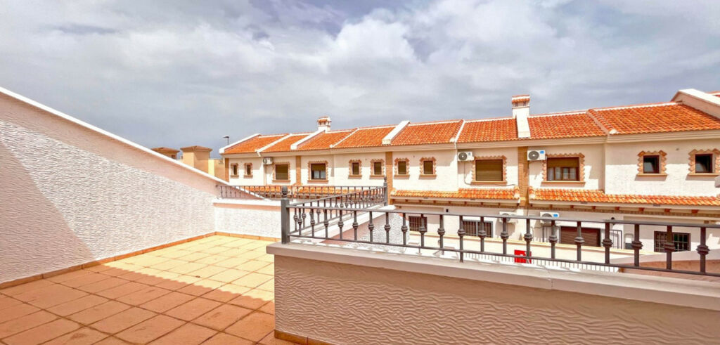 Townhouse San Miguel de Salinas Alicante - image 15