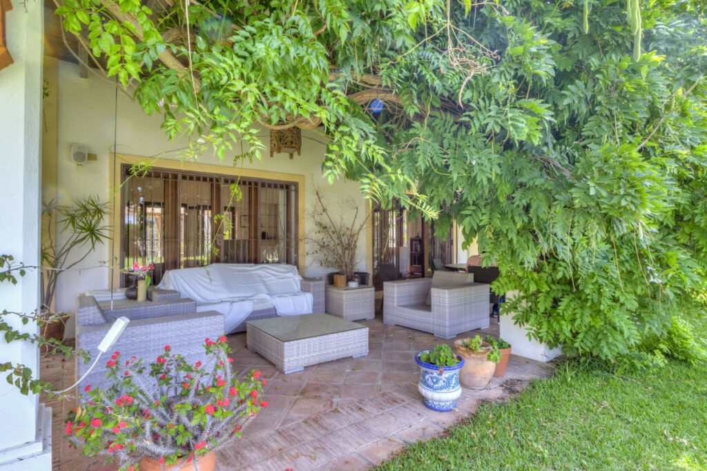 Detached Villa El Rosario Málaga - image 21