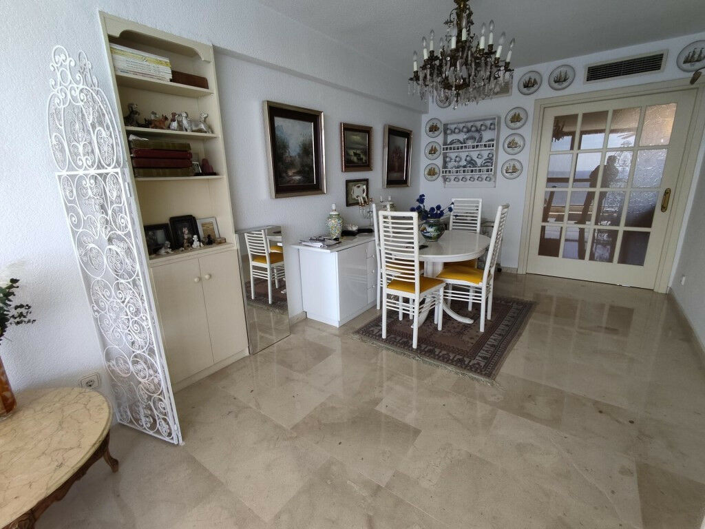 Middle Floor Apartment Benidorm Alicante - image 15
