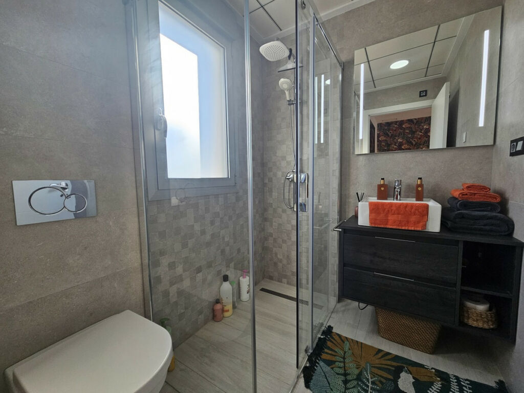 Detached Villa Cabo Roig Alicante - image 15