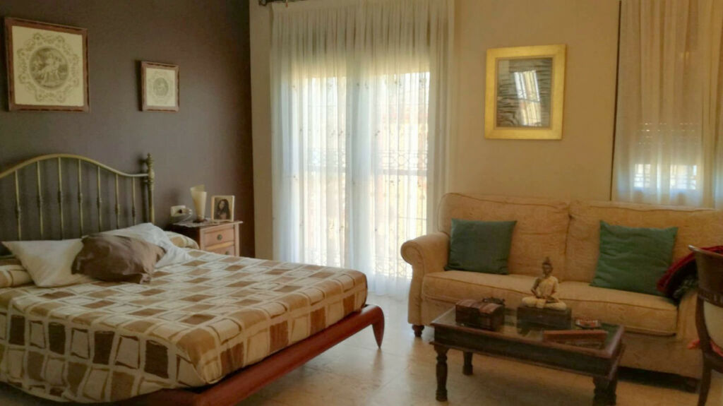 Detached Villa Estacion de Cartama Málaga - image 15