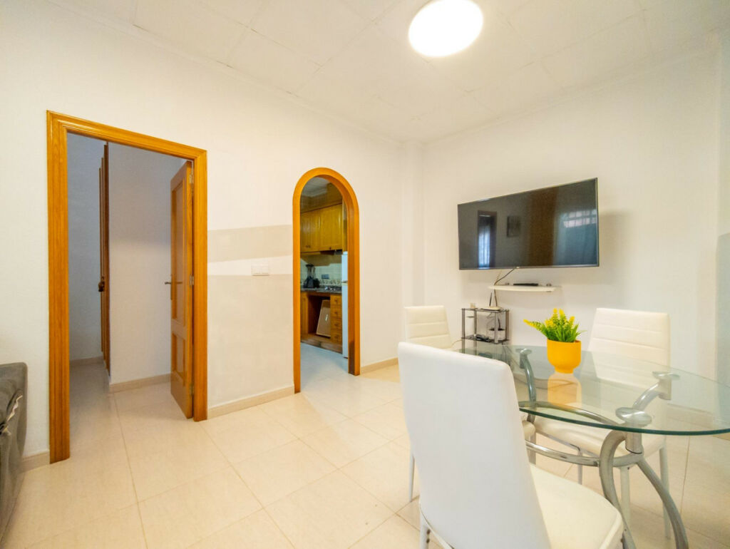 Ground Floor Apartment Torrevieja Alicante - image 16