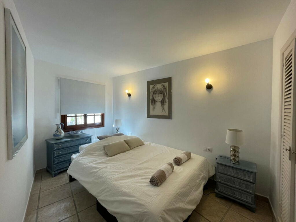 Ground Floor Apartment Puerto de Cabopino Málaga - image 15