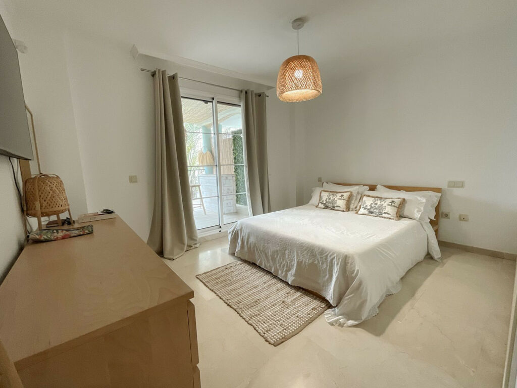 Middle Floor Apartment Sotogrande Marina Cádiz - image 16