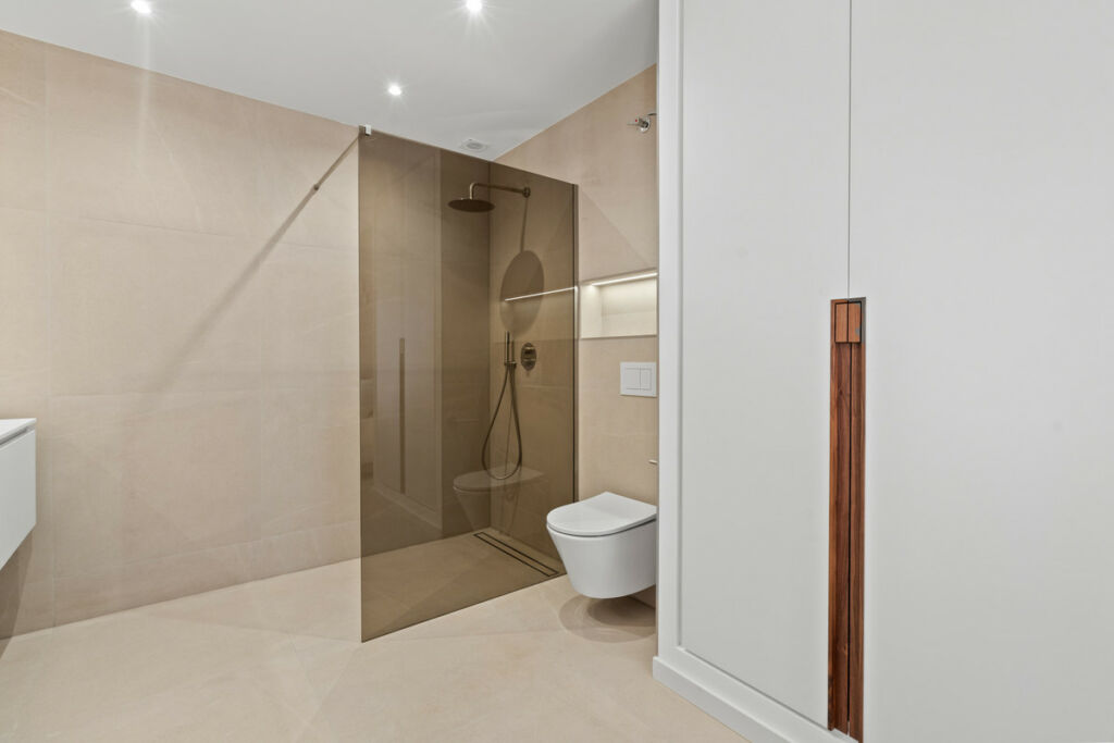 Middle Floor Apartment Nueva Andalucía Málaga - image 16