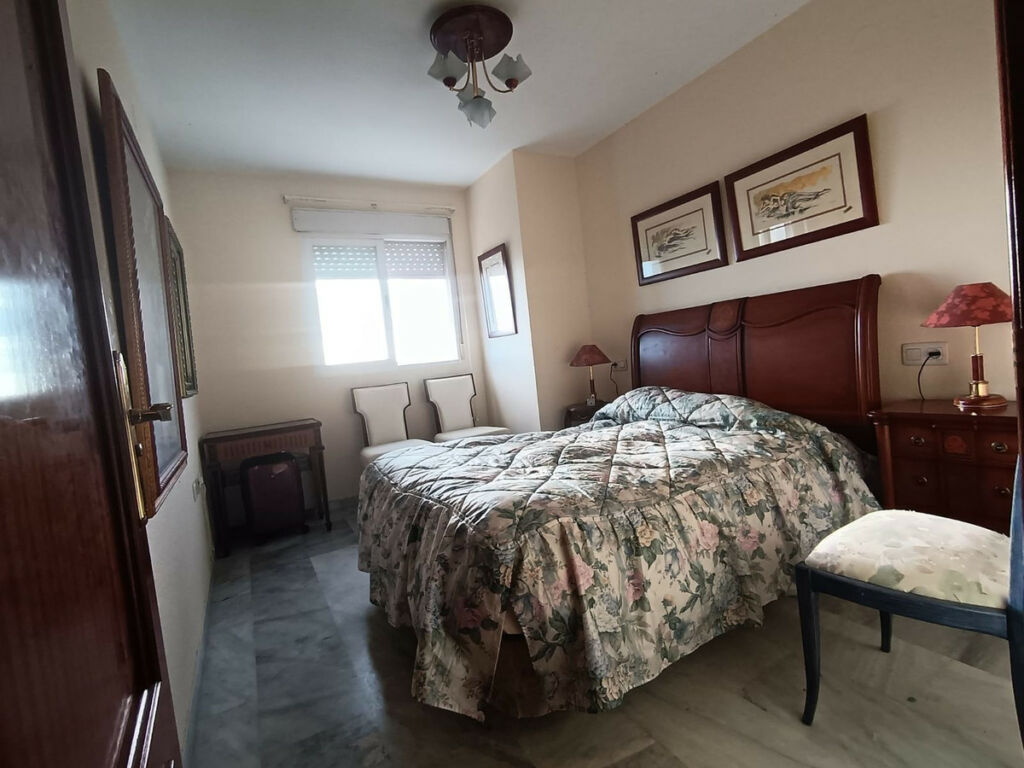 Top Floor Apartment Marbella Málaga - image 16