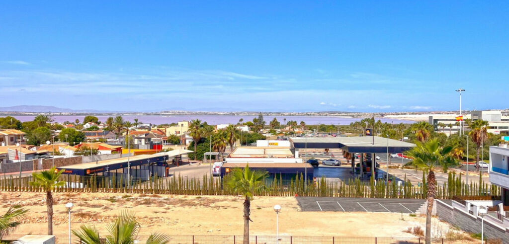 Townhouse Torrevieja Alicante - image 16