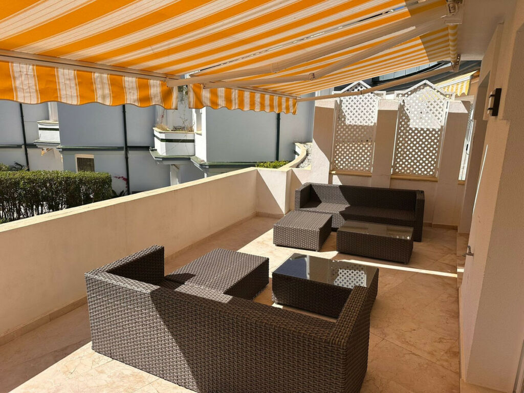Top Floor Apartment New Golden Mile Málaga - image 16