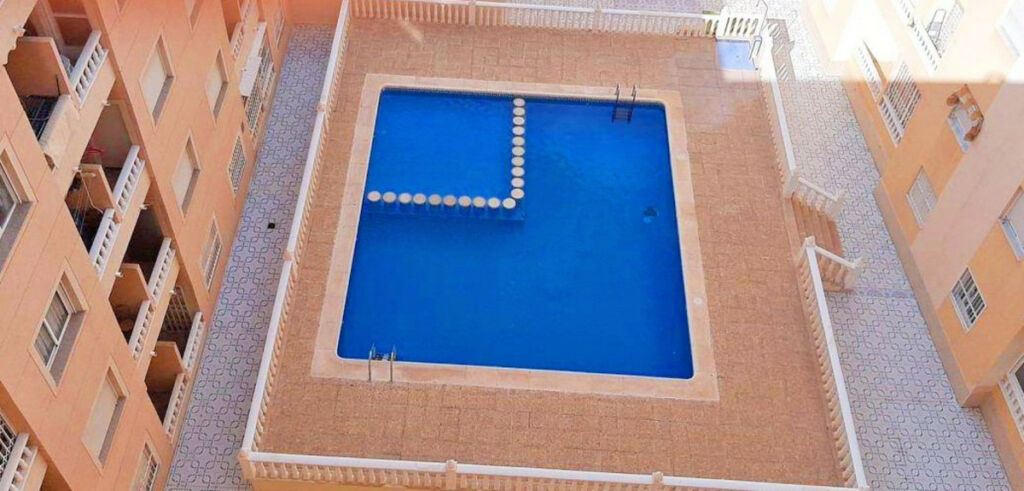 Penthouse Torrevieja Alicante - image 16