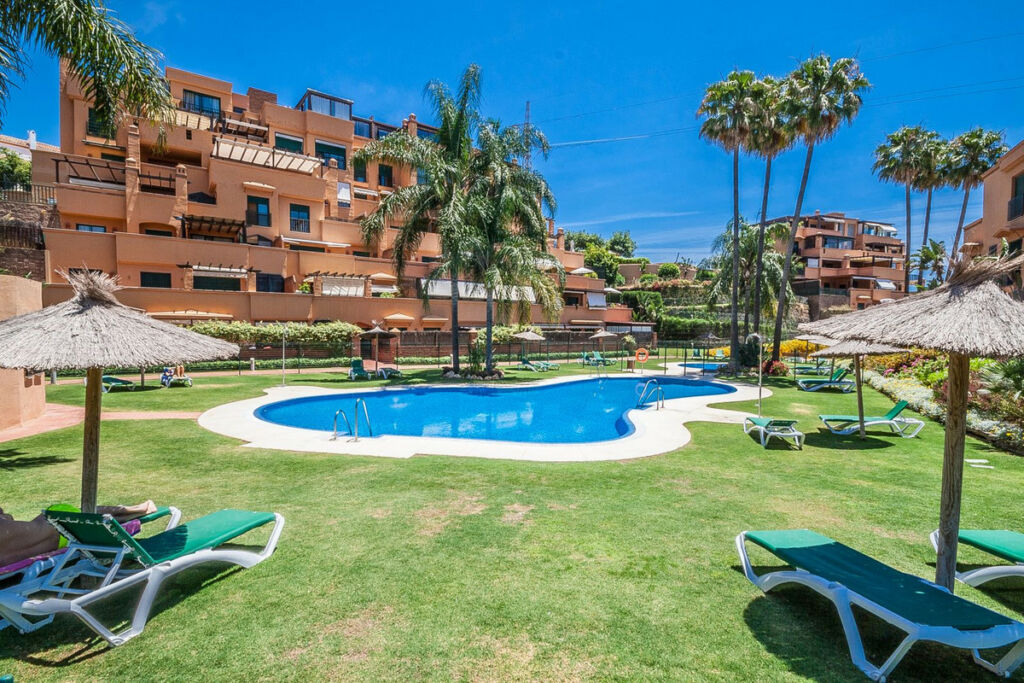 Middle Floor Apartment Marbella Málaga - image 17