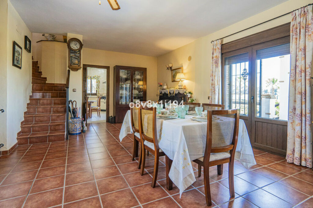 Detached Villa Cártama Málaga - image 16