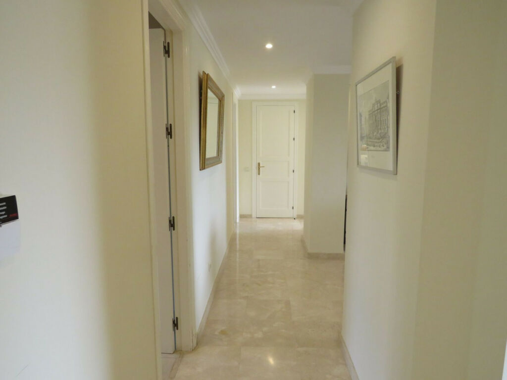 Ground Floor Apartment Elviria Málaga - image 16