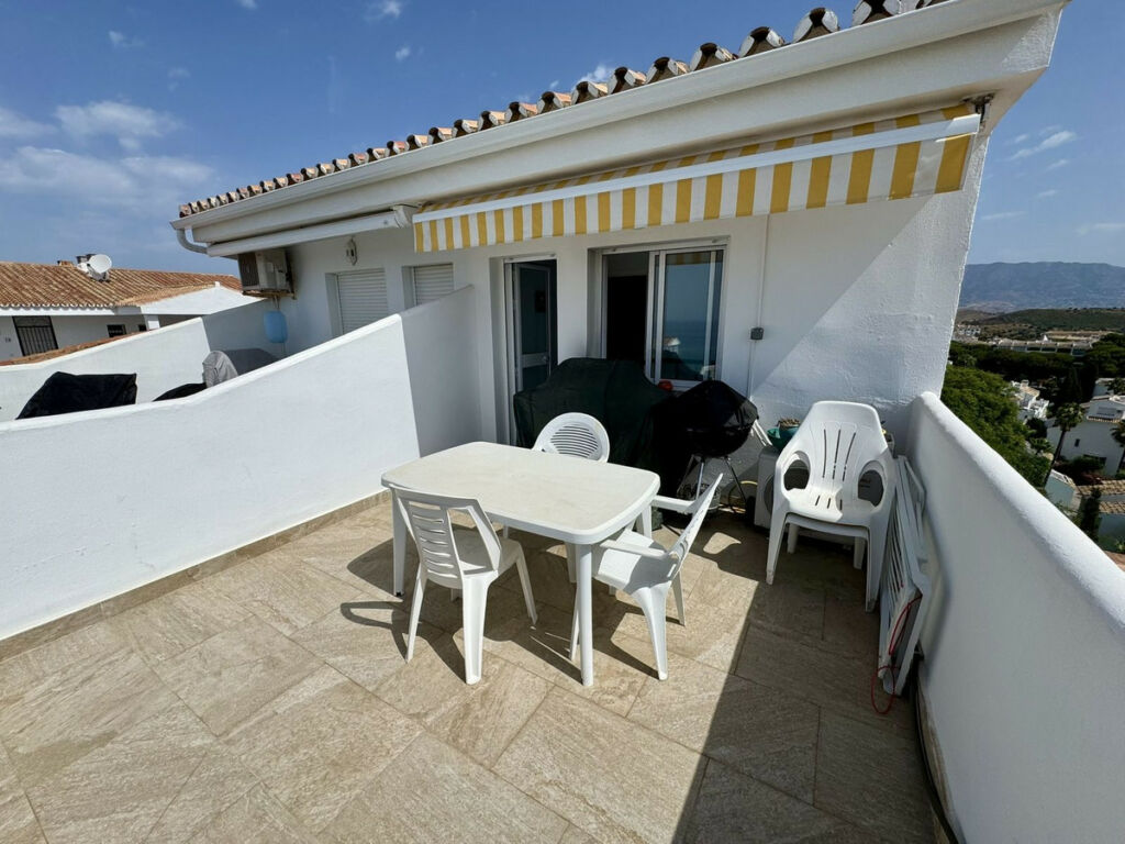 Penthouse Riviera del Sol Málaga - image 18