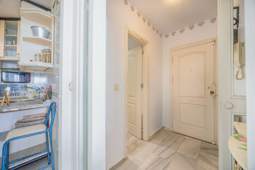 Middle Floor Studio Torremuelle Málaga - image 16