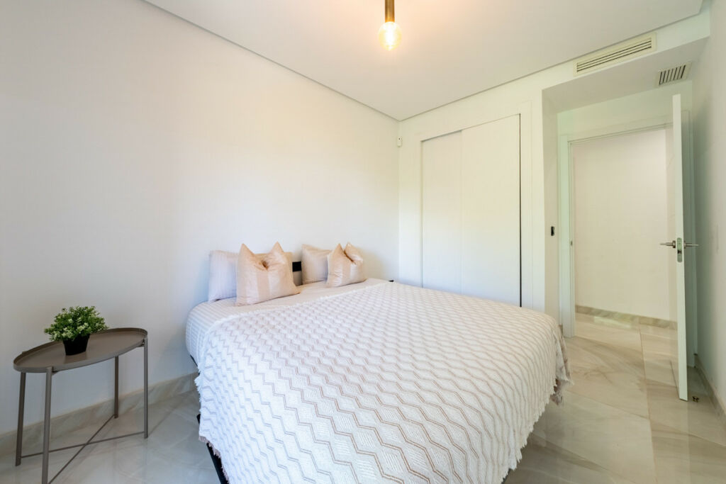 Ground Floor Apartment Benahavís Málaga - image 16