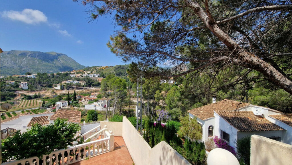Detached Villa Adsubia Alicante - image 16
