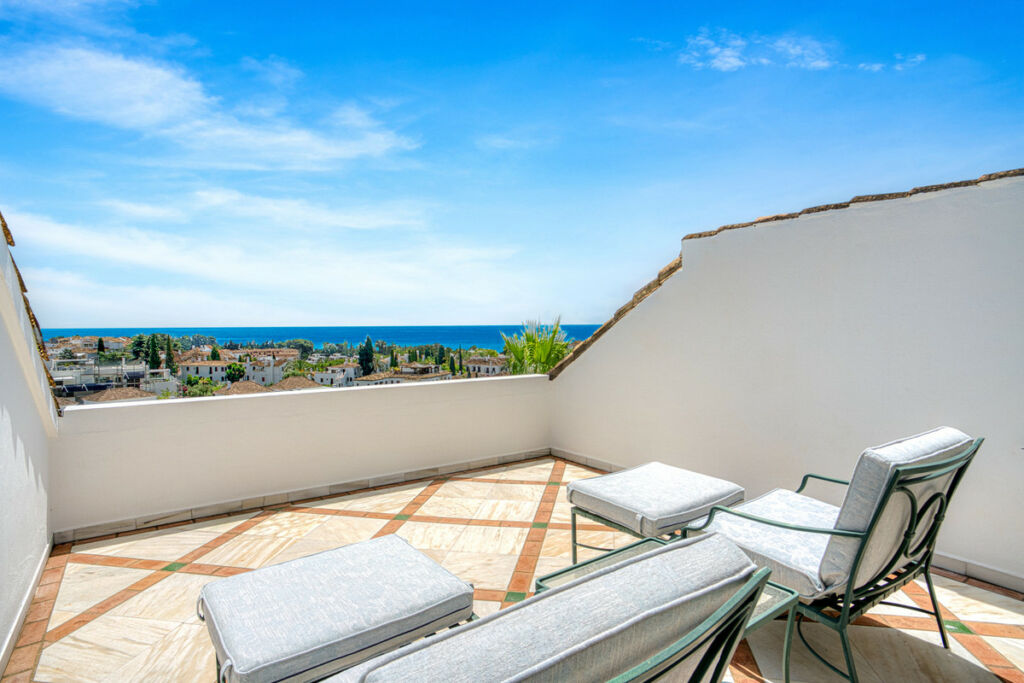 Penthouse Duplex The Golden Mile Málaga - image 16